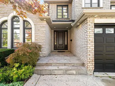 27 Gaydon Avenue, Toronto, On M9m 1g6