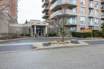 1150 Parkwest Place 104, Mississauga, On L5e 3k4