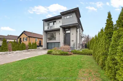 48 Cornelius Parkway, Toronto, On M6l 2k4