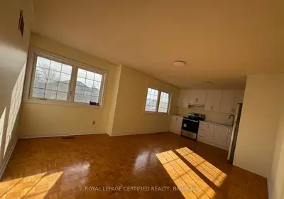 2 Kingsplate Crescent 2nd Floor, Toronto, On M9w 6x6