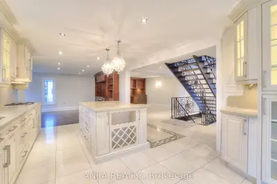 44 Bellini Avenue, Brampton, On L6p 0e2
