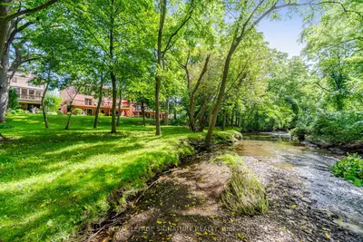 4594 Badminton Drive, Mississauga, On L5m 3h6