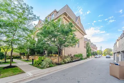 1812 Burnhamthorpe Road E 112, Mississauga, On L4x 0a3