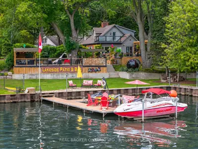 413 Indian Road, Burlington, On L7t 3t4