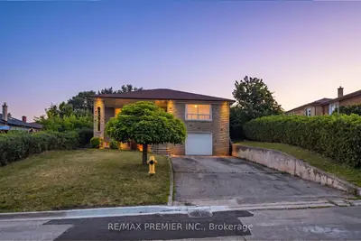 6 Canton Avenue, Toronto, On M3m 1n2