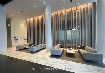 3900 Confederation Parkway 2507, Mississauga, On L5b 0m3