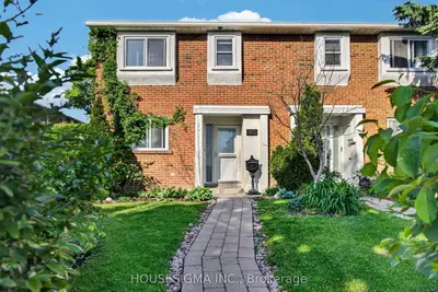 15 Centennial Park Road S 90, Toronto, On M9c 4w8
