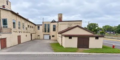 1 Rosetta Street 3, Halton Hills, On L7g 3p1