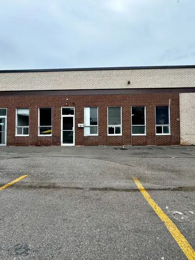920 Caledonia Road 4, Toronto, On M6b 3y1