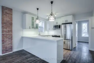 82 Parkway Avenue, Toronto, On M6r 1t5