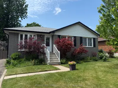 134 Wakefield Road, Milton, On L9t 2l9