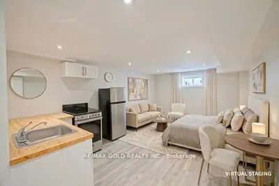130 Duncanwoods Drive Studio Bsmt, Toronto, On M9l 2e1