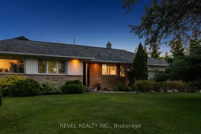 1648 Crediton Parkway, Mississauga, On L5g 3x3