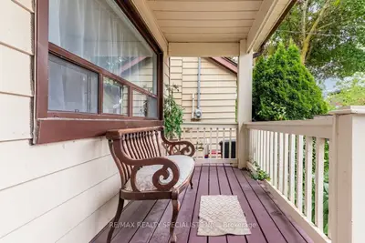 53 Harold Street, Toronto, On M8z 3r5
