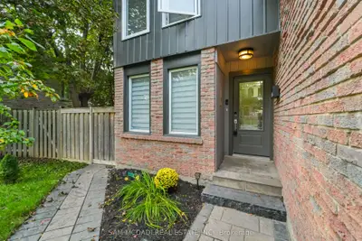 6954 Cadiz Crescent, Mississauga, On L5n 1y4