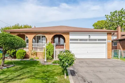 4107 Wilcox Road, Mississauga, On L4z 1b8