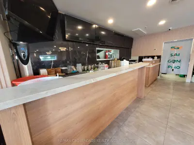 2399 Cawthra Road, Mississauga, On L5a 2w9