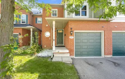 5659 Glen Erin Drive 40, Mississauga, On L5m 5p2