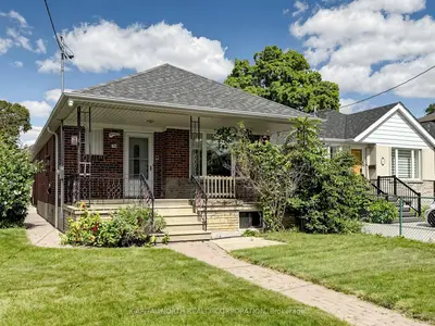 70 Beechborough Avenue, Toronto, On M6m 1z5