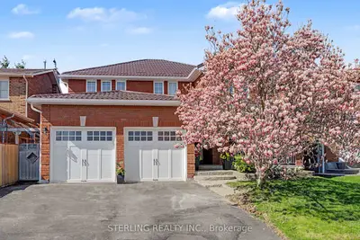 72 Sunforest Drive, Brampton, On L6z 3z5