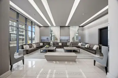 60 Annie Craig Drive B714, Toronto, On M8v 0c5