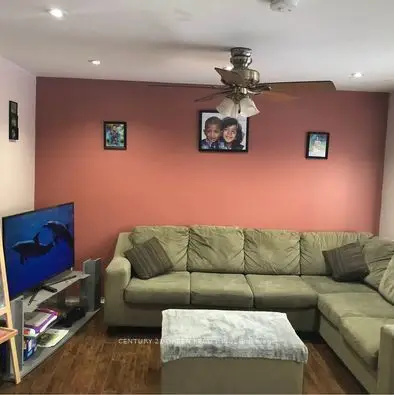 68 Seaside Circle Main & 2nd Level, Brampton, On L6r 2g8