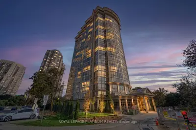 50 Eglinton Avenue W 708, Mississauga, On L5r 3p5