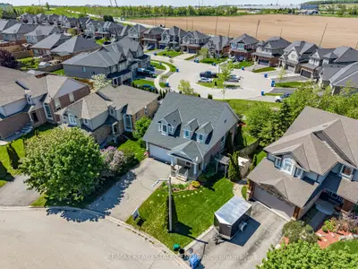 35 Cameron Court, Orangeville, On L9w 5g8