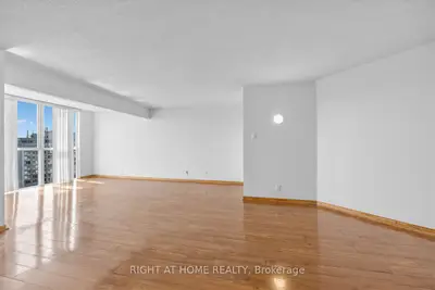 41 Markbrook Lane 1711, Toronto, On M9v 5e6
