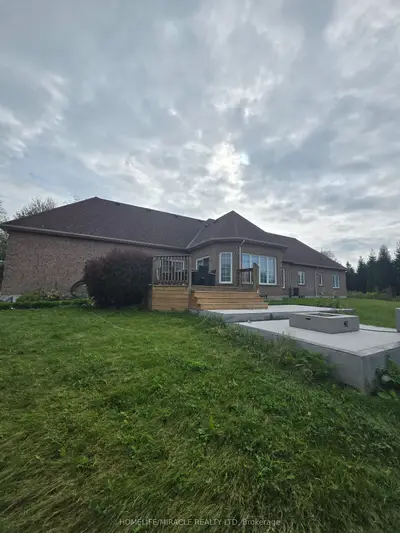 11045 Inglis Drive, Milton, On L0p 1b0