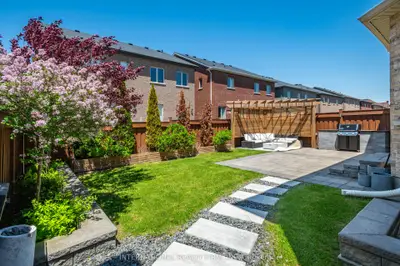 233 Etheridge Avenue, Milton, On L9e 1h6