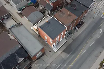 740 Lansdowne Avenue, Toronto, On M6h 3y8