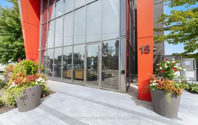 15 James Finlay Way 1101, Toronto, On M3m 0b3
