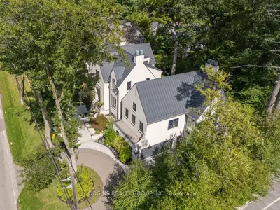238 Mineola Road W, Mississauga, On L5g 2x4