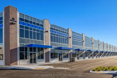 85 Inspire Boulevard 33 (c5), Brampton, On L6r 4c8