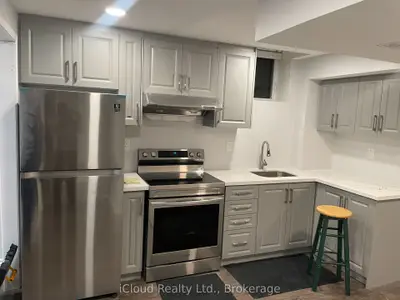 5673 Ethan Drive Bsmt, Mississauga, On L5m 0v1