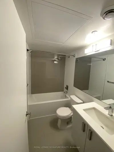 30 Gibbs Road 104, Toronto, On M9b 0e4