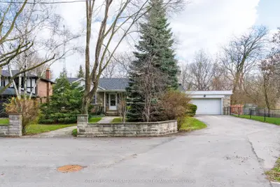 55 Van Dusen Boulevard, Toronto, On M8z 3e8