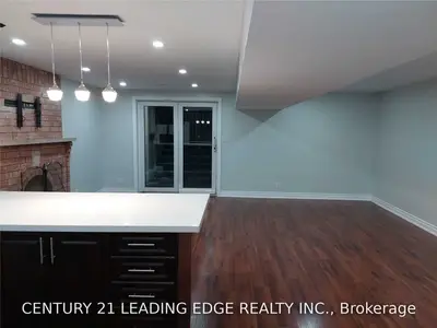 1669 Kipling Avenue, Toronto, On M9r 2y4