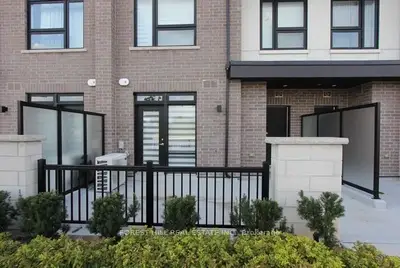 1585 Rose Way 123, Milton, On L9e 1n4