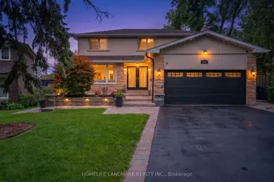 21 Bearwood Drive, Toronto, On M9a 4g5