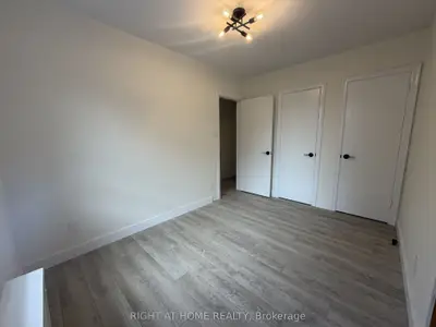 3384 Lake Shore Boulevard W 203, Toronto, On M8w 1m9