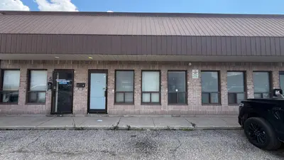 18 Strathearn Avenue B-south Unit # 6, Brampton, On L6t 4x8