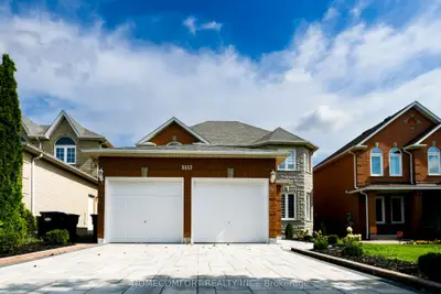 3557 Old Orchard Park Drive, Mississauga, On L5b 4e3