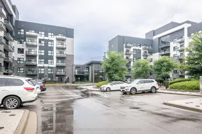 102 Grovewood Common 205, Oakville, On L6h 0x2