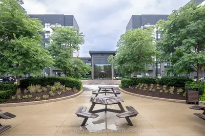 102 Grovewood Common 205, Oakville, On L6h 0x2