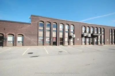 4478 Chesswood Drive 8-9, Toronto, On M3j 2b9