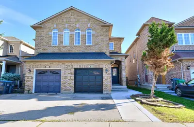 5641 Longboat Avenue, Mississauga, On L5m 7e5
