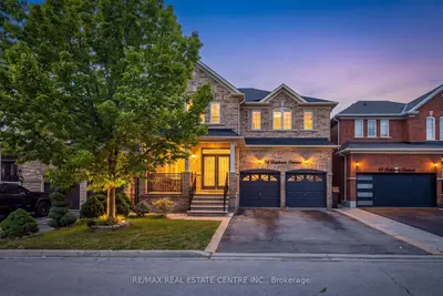 54 Lockburn Crescent, Brampton, On L7a 3w8