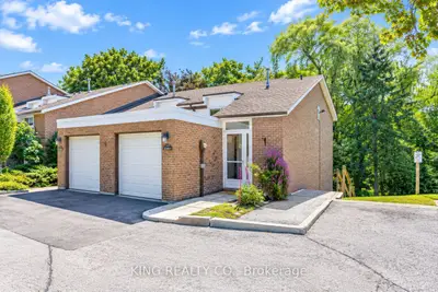 2140 Upper Middle Road 1, Burlington, On L7p 2z8